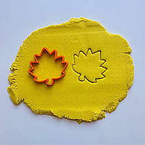 3D-формочки-вирубки для пряників "Кленовий лист 5"