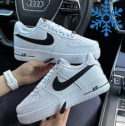 Жіночі зимові кросівки з хутром Nike Air Force 1 AF1 Low низькі теплі (білі з чорним). Живе фото. топ