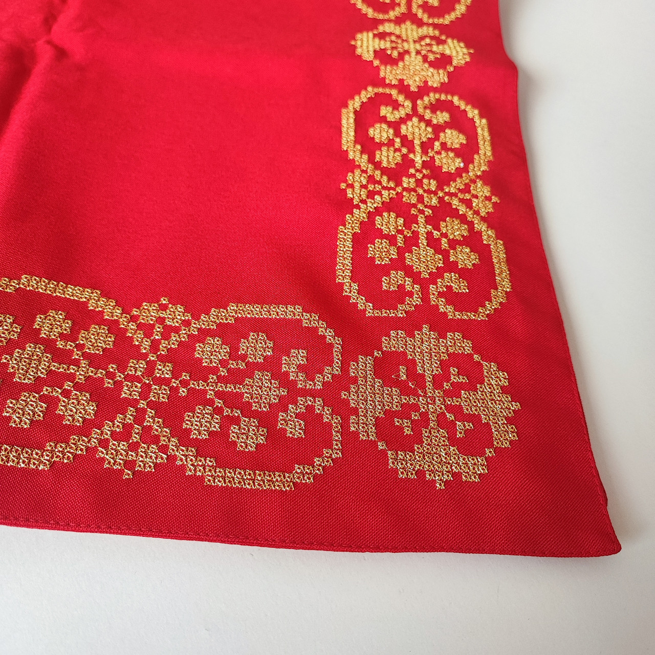 Габардиновий ільїтон червоний 70*70см, фото 1