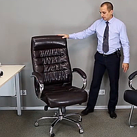 Кресло в кабинете руководителя офисное компьютерное кресло АКЛАС Камиль Черное (натуральная кожа)