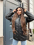Жіноча чорна зимова куртка оверсайз із матової екошкіри з утеплювачем силікон 200, фото 6
