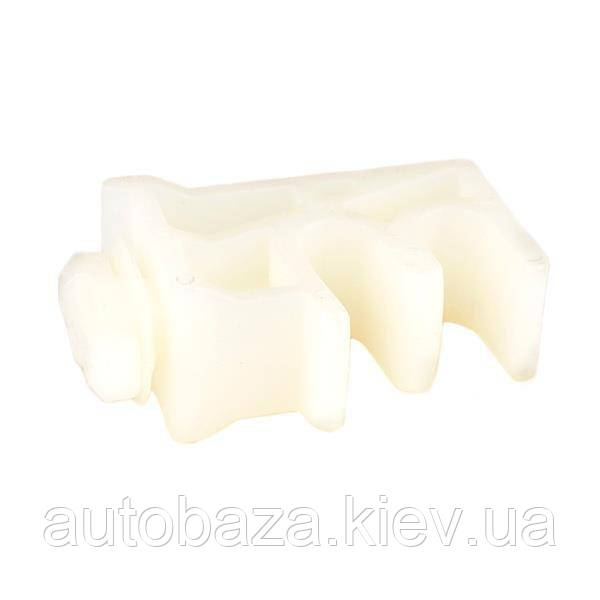 Кліпса пластикова Geely MK - 1018005223
