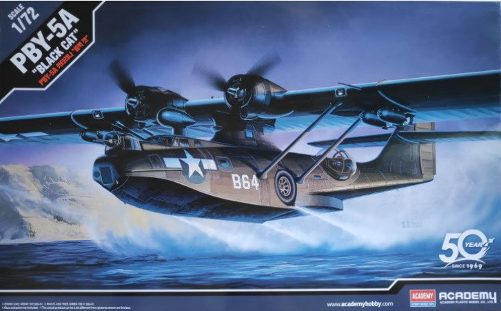 Пластикова модель 1/72 Academy 12487  американський гідролітак PBY-5A "Black Cat"