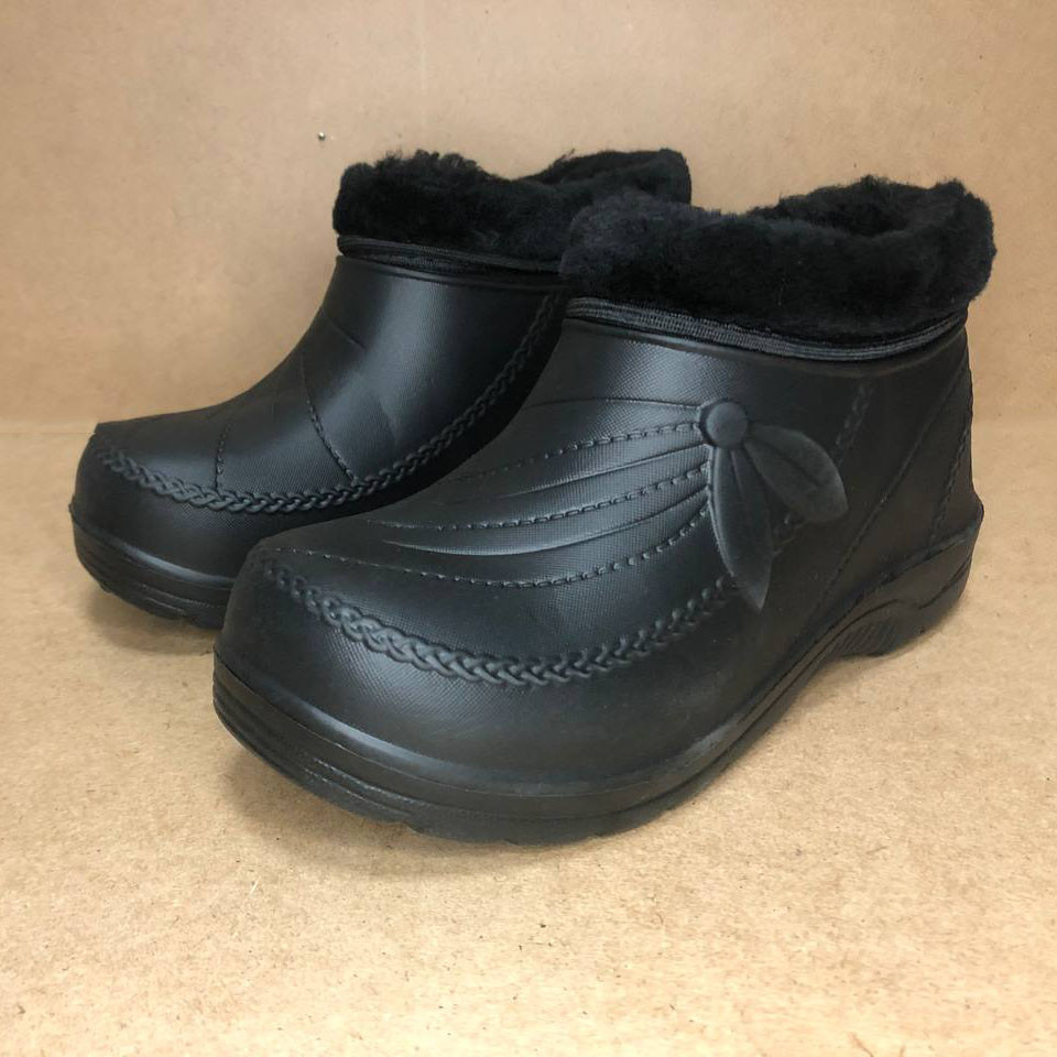 Калоші утеплені чорного кольору, Домашні чуни жіночі, Теплі тапочки чуни, Жіночі дутики з текстилю LJ-11, фото 1