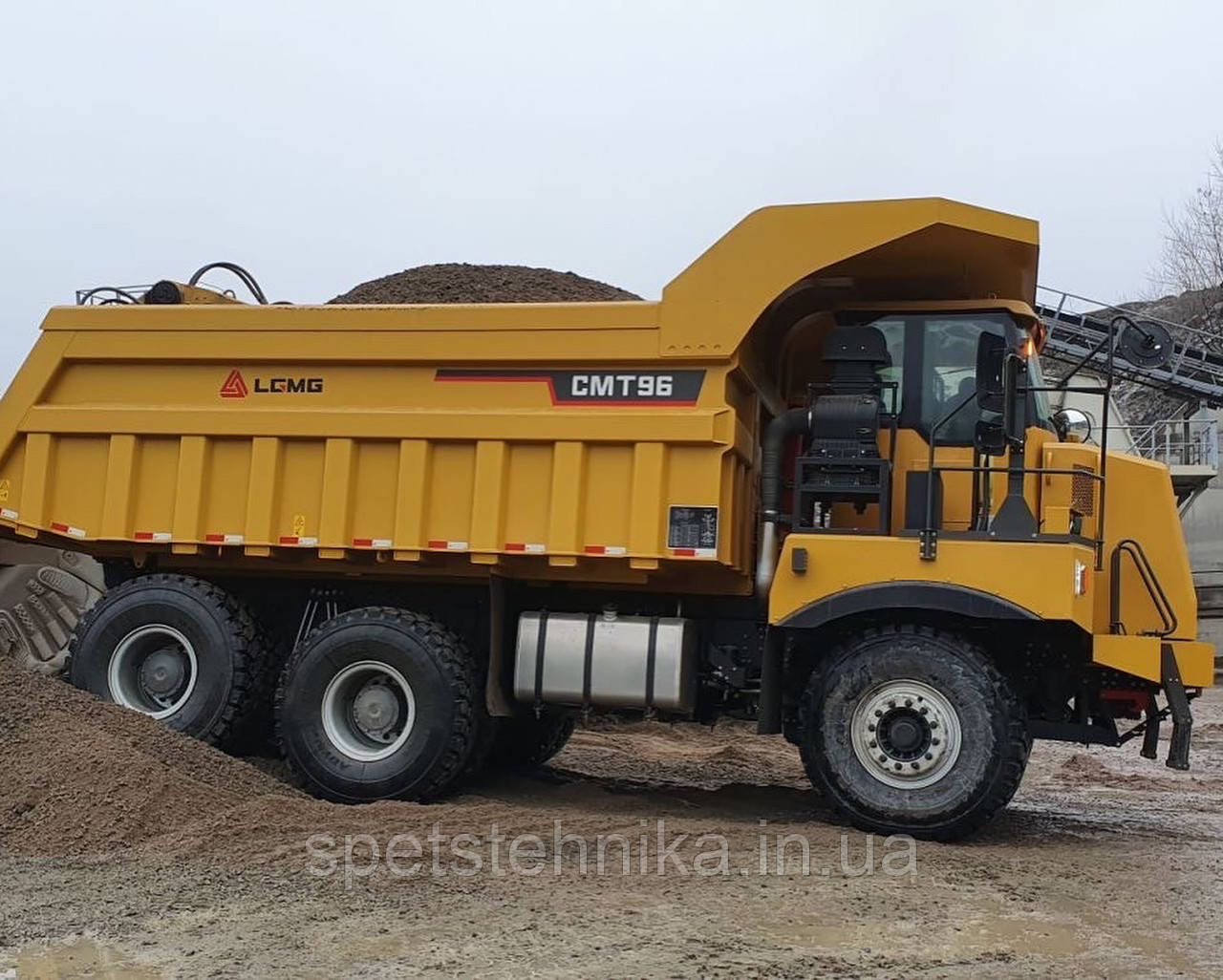 Кар'єрний самоскид LGMG CМТ96