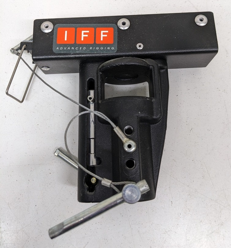 Каретка 6 колісна для рейок 60мм. з кріпленням 16 і 28 мм IFF FF3231D (Manfrotto), фото 1