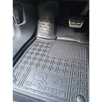 Авто килимки в салон поліуретанові  Audi Q4 E-TRON 2021+