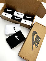 Подарочный набор Высокие мужские в крафт боксе Nike/найк - Белые-3 та чорные-3 в коробке 6 пар носков