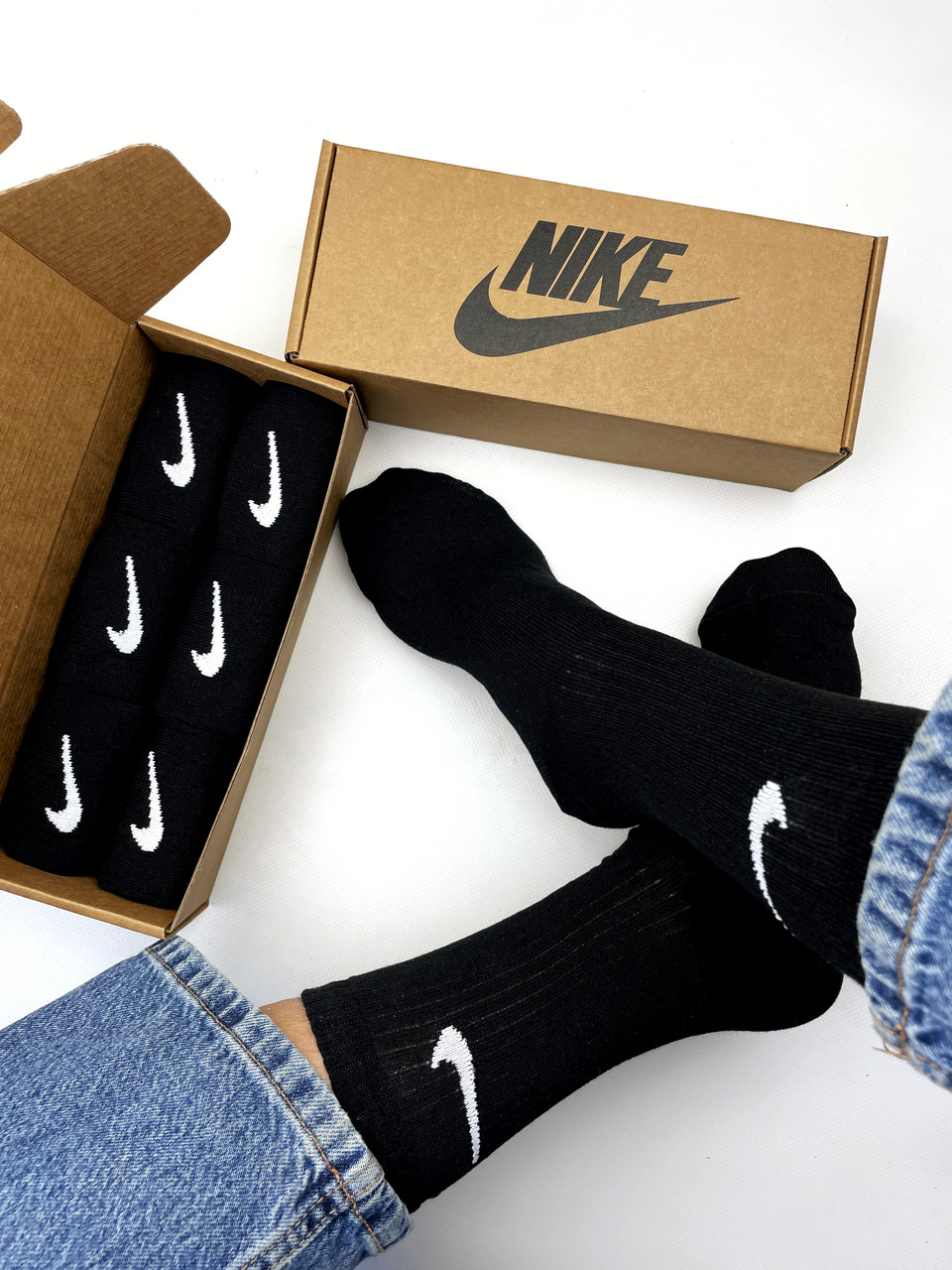 Подарунковий набір в крафт боксі високі чоловічі Шкарпетки Nike / найк - чорні у коробці 6 пар
