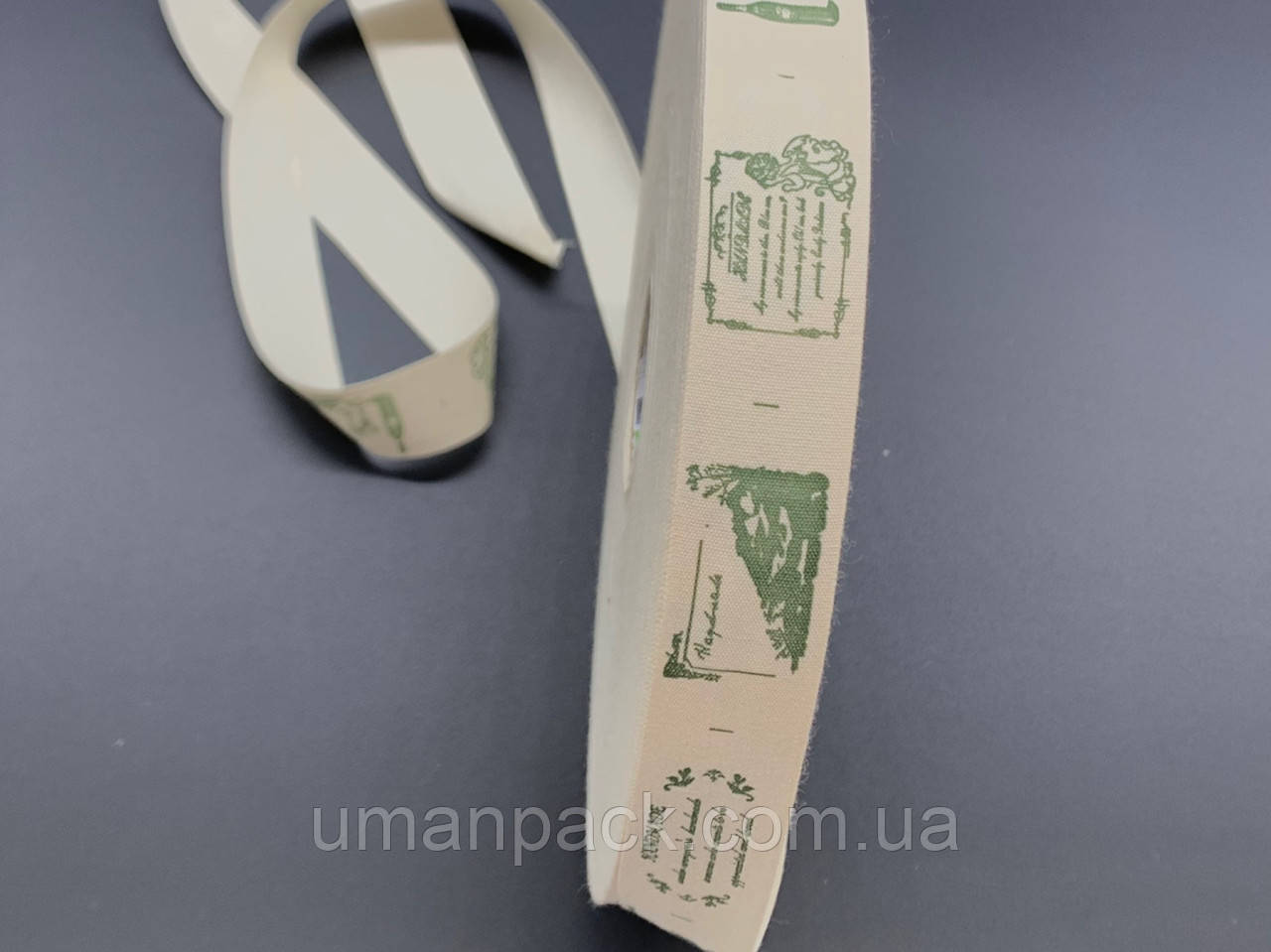 Стрічка декоративна з візерунком. HandMade. Колір зелений. 2,5 см