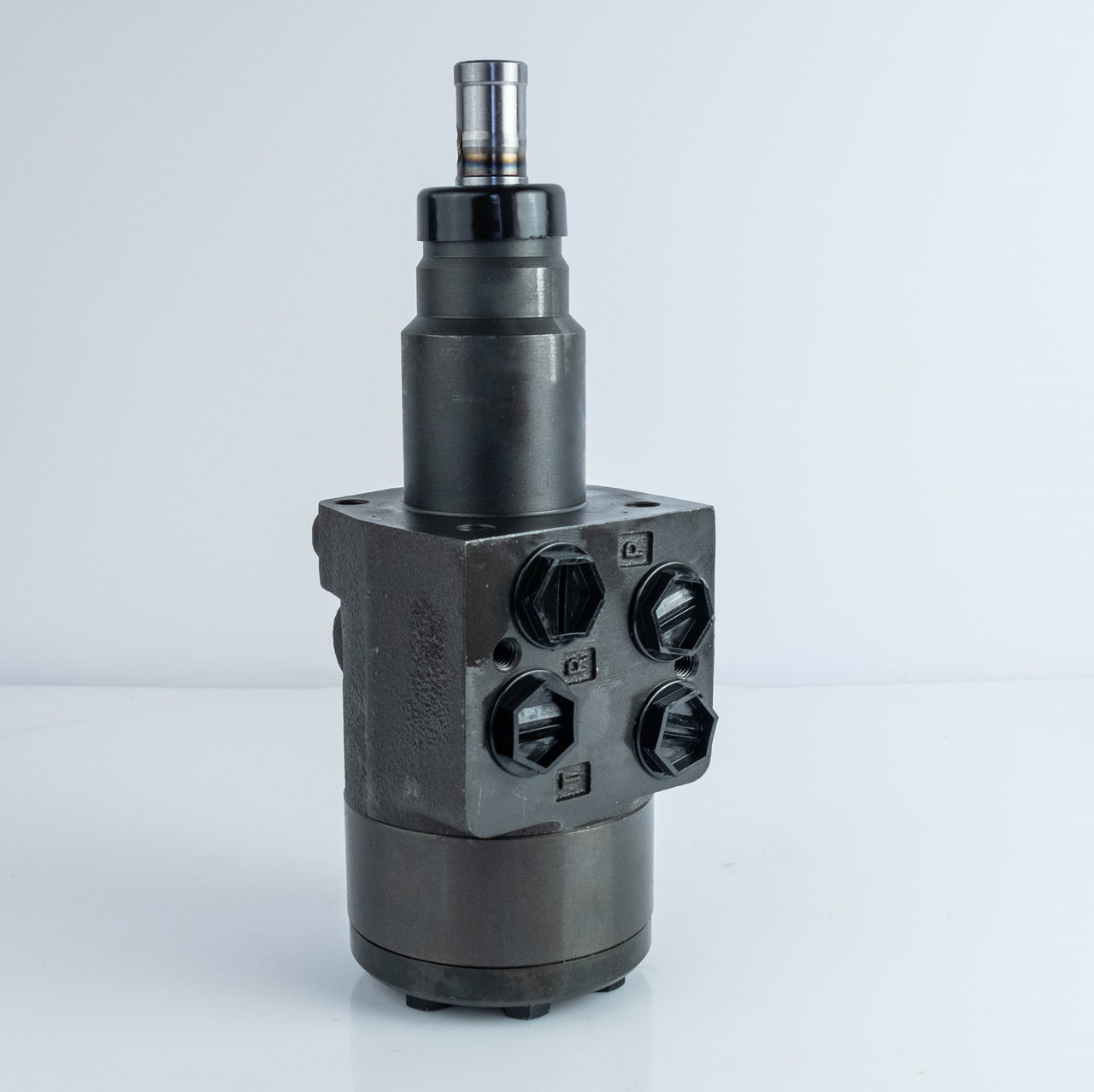 Насос-дозатор ХY 85-0/1 (гідрокермо) M+S Hydraulic для Т-16, Т-25, Т-40, ДЗ-143,180, ДУ-47, ДУ-54, КСК-100