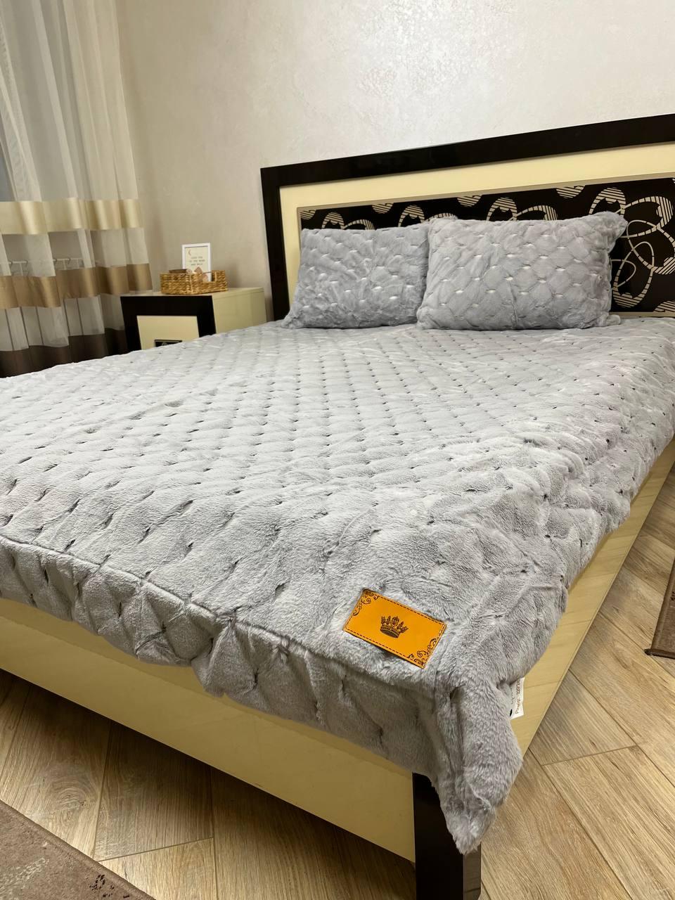 Велюровий сірий комплект Шиншила покривало 220*240 і наволочки