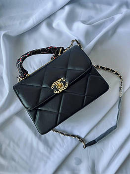 Жіноча сумка крос-боді Chanel чорна шкіряна з ланцюжком Шанель