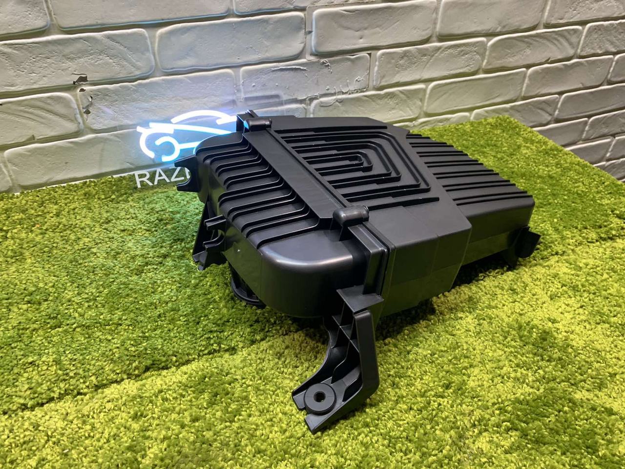 Корпус повітряного фільтра 1.4, 1.6 8V Renault Logan Рено Логан (2009-2012) Оригінал 8201076708, фото 1