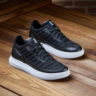 Чоловіче взуття