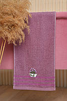 Полотенце кухонное махровое фиолетового цвета