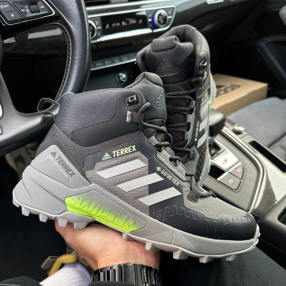 Зимові чоловічі кросівки Adidas Terrex Swift R Termo євро-зима-осінь термо (сірі). Живе фото. Високі чоловічі черевики