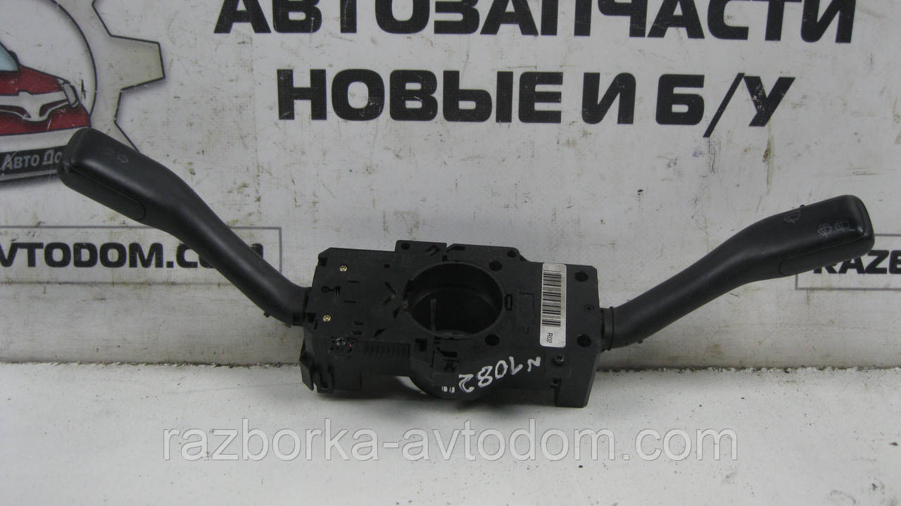 Підрумовий перемикач у зборі VW Passat B5 (1997-2000) OE: 8L0953513G