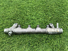 Паливна рампа AUDI A6 C7 2.0 TDI 2011 (б/у)