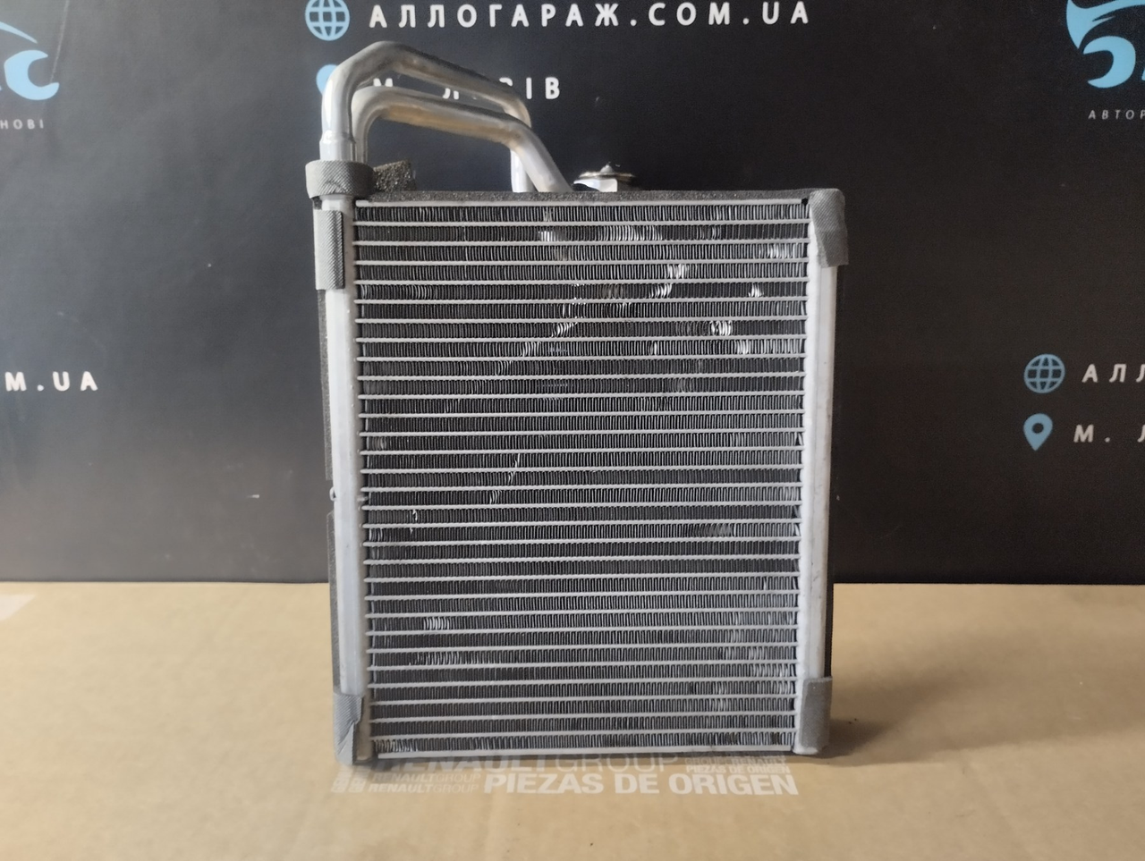 Радіатор обігрівача (пічки) Renault Megane 3 покоління T1004825m (2009-2014) 2009 Valeo Z14656129 Б.У, фото 1