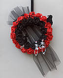 Вінок з чорних та червоних троянд, скелетами та вороном на свято Хелловін, фото 2