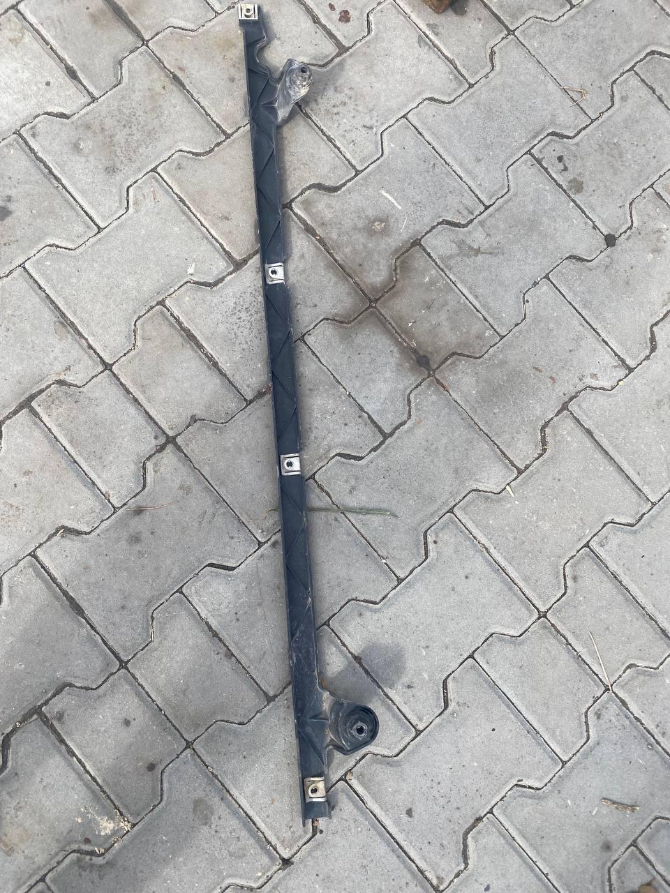 Кожух проводки шасі б/в DAF XF 106 (1906663) оригінал