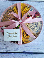 Коробка подарочная, набор "Дельфиния" с орехами, сухофруктами и канфетами , 1кг