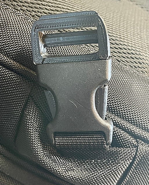 Пряжка-засувка для рюкзака тощо. ПАПА (ID#1980629207), ціна: 40 ...