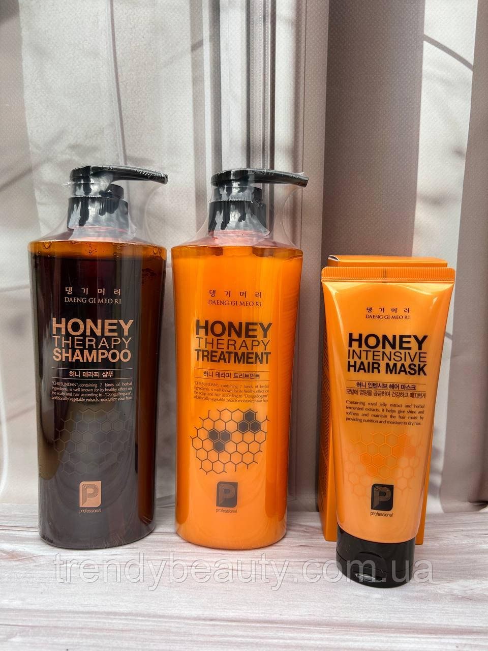 Daeng Gi Meo Ri, Набір засобів для волосся "Медова терапія": шампунь, маска для волосся, кондиціонер "Honey"