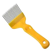 Вилка пластмасова  (18 голок) жовта