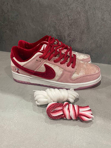 Nike SB Dunk Low Розовые кроссовки для девушек. Замшевые женские кроссы ...
