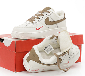 Зимові жіночі кросівки Nike Air Force 1 Low Winter White Khaki з хутром кеди Найк Форс білі низькі теплі шкіряні