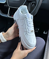 Зимние женские кроссовки Nike Air Force 1 Low Winter White МЕХ обувь Найк Форс белые кожаные короткие