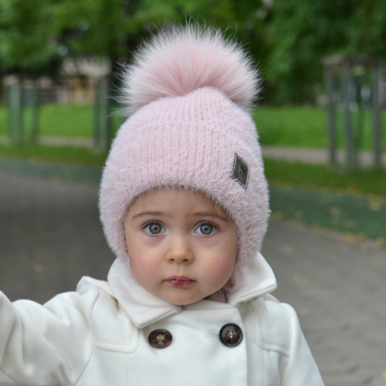 Зимова дитяча шапка Arctic ОГ 48-50 см для дівчаток на флісі з хутром песця 014-ДІАМАНТ пудрова