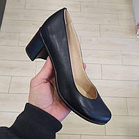 Туфлі жіночі шкіряні на каблуку чорні /22076/ 36р