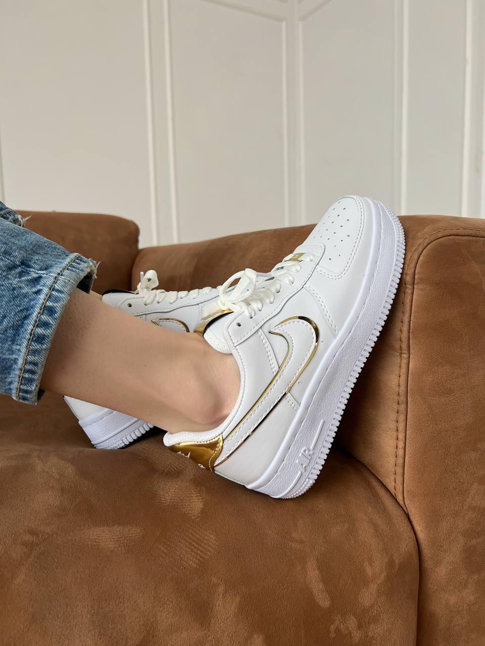 Nike Air Force 1 07 Essential White
