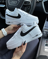 Зимові жіночі кросівки Nike Air Force 1 Low Winter White Black ХУТРО взуття Найк Форс білі з чорним теплі шкіряні