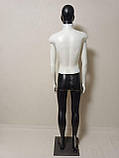 Манекен чоловічий з чорною головою білим торсом та чорними ногами (на ПВХ плиті) безликий, фото 3