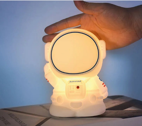 Силіконовий дитячий нічник «Астронавт» LED нічник-світильник USB, фото 3