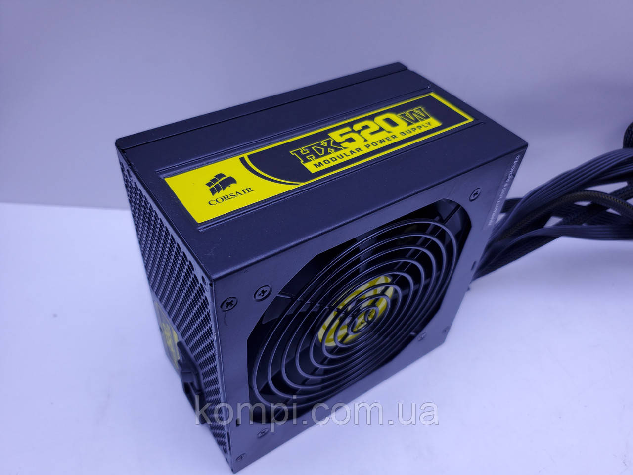 Блок живлення CORSAIR 520W (CMPSU-520HX,Modular,б/у)