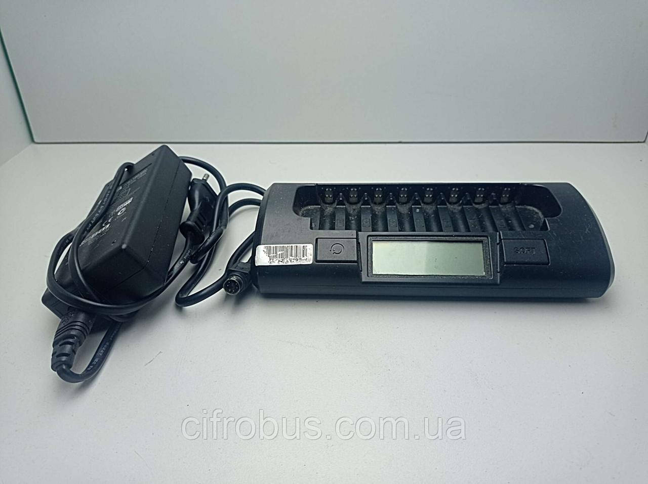 Зарядний пристрій для акумуляторів Б/У Зарядний пристрій Powerex w/Euro cable (MH-C801D-E), фото 1