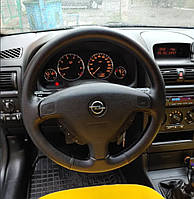 Износостойкий чехол на руль Opel Astra G 1998-2008 со спицами черный термокаучук Опель Астра G