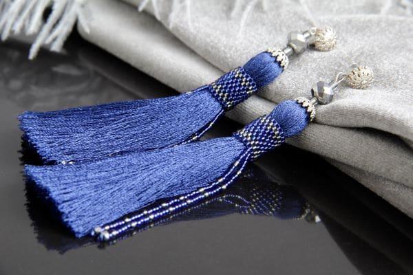 Сережки-пензля з намистинами та бісером сині "Electric" Довгі сережки ручної роботи