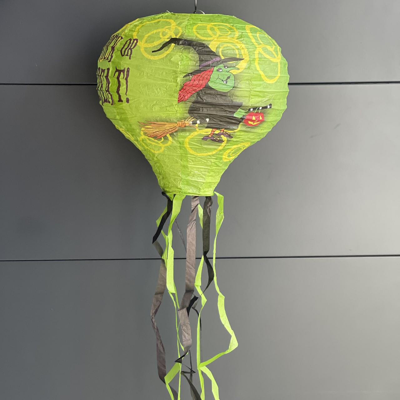 Куля підвісна, паперова "Відьма" на Хелловін, 30*70 см, Декор подвесной "Ведьма" на хэллоуин, фото 1