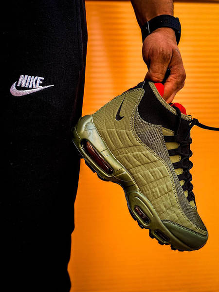 Nike 95 khaki online