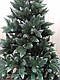 Ялина 1,3 м із білим напиленням на кінчиках із шишками та червоними ягодами, новорічна штучна ялинка, фото 4