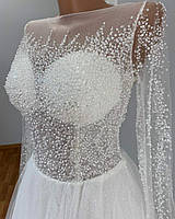 Весільна сукня з розшитим корсетом, розмір 46