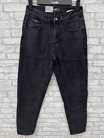 Чоловічі чорні джинси МОМ завужені донизу широкі в стегнах
