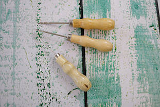 Шило з вушком дерев'яна ручка 128мм