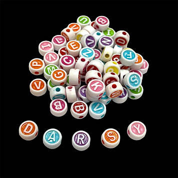 Намистини з різнокольоровими англійськими літерами круглі 10*5 мм (приблизно 65 шт)